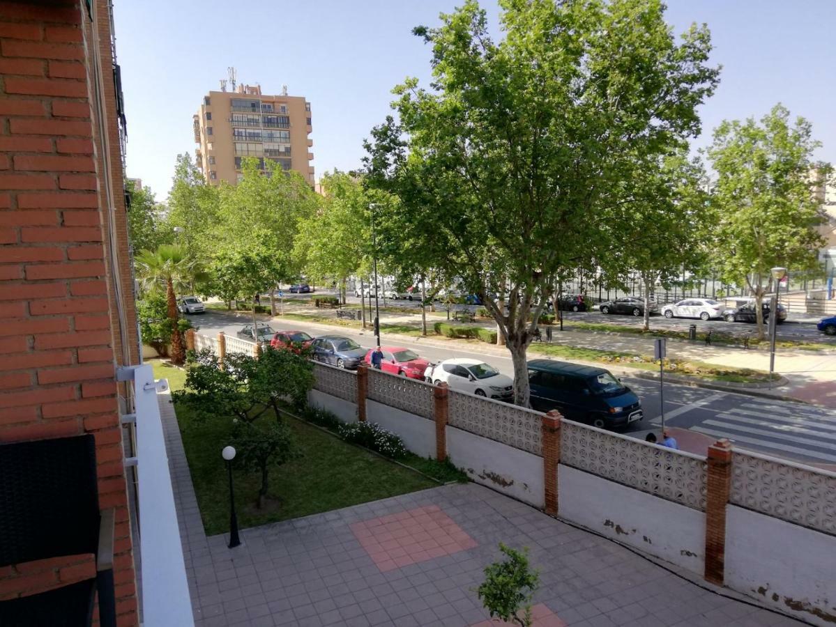 Apartamento Aurora Малага Экстерьер фото