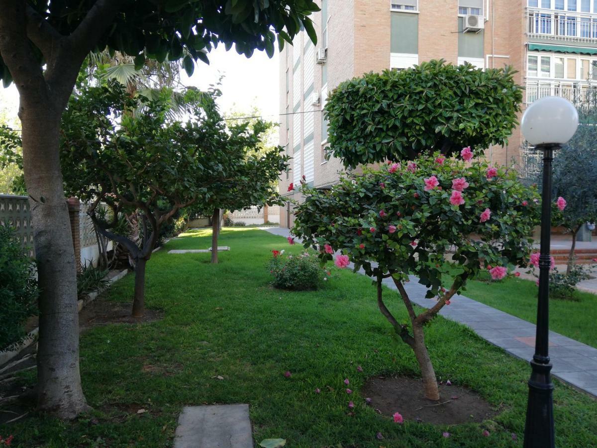 Apartamento Aurora Малага Экстерьер фото