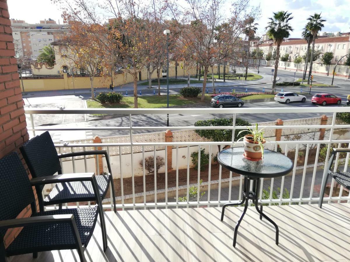 Apartamento Aurora Малага Экстерьер фото